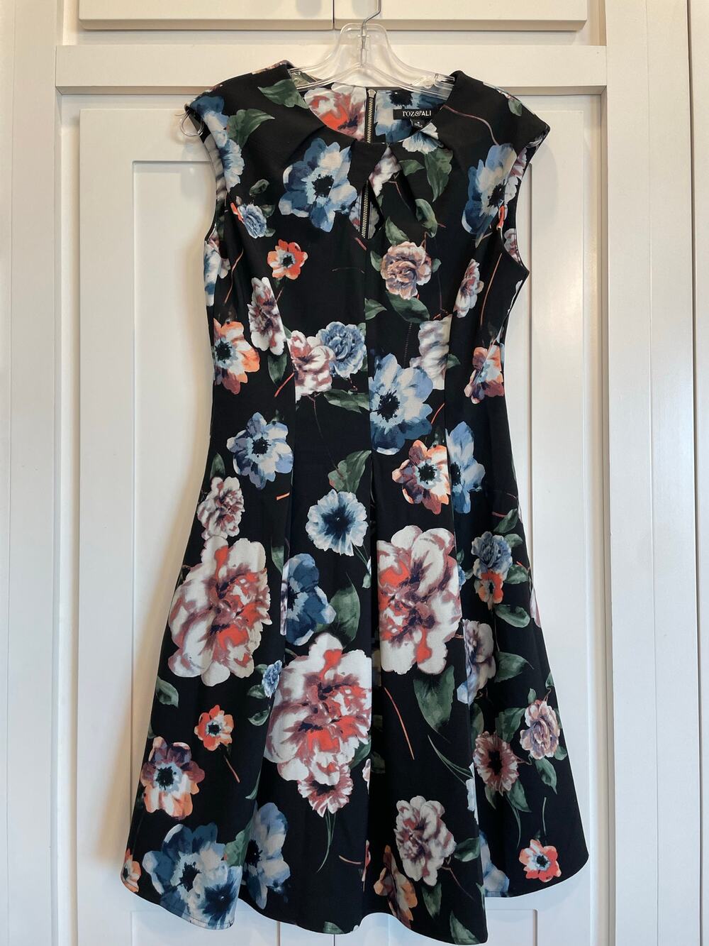 Roz & Ali fit and flare floral dress 6